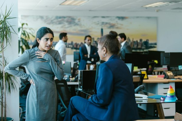 Mastering uk business law: essential insights and considerations explained